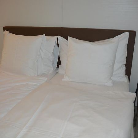Hotel Forum Martigny Buitenkant foto
