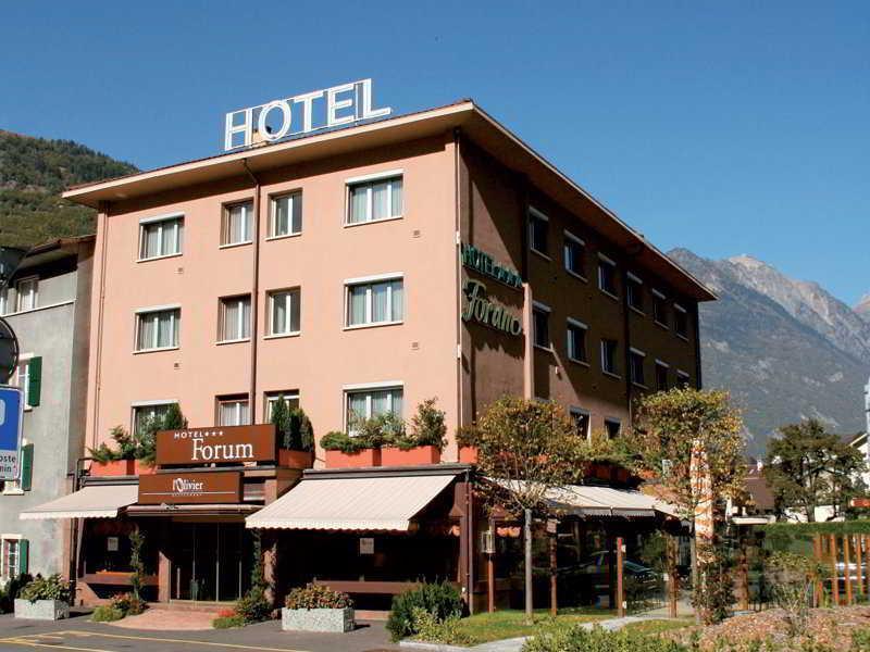Hotel Forum Martigny Buitenkant foto