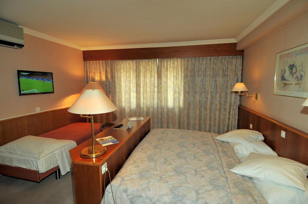 Hotel Forum Martigny Kamer foto